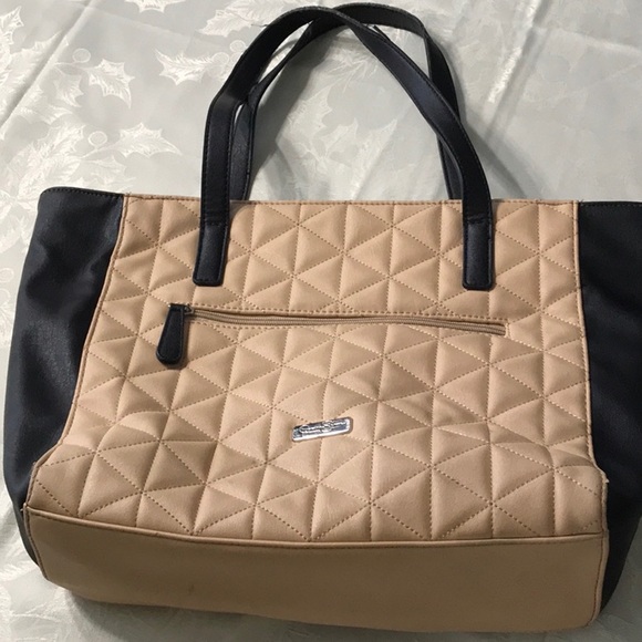 Jessica Simpson Handbags - Jessica Simpson~~Handbag 🤎